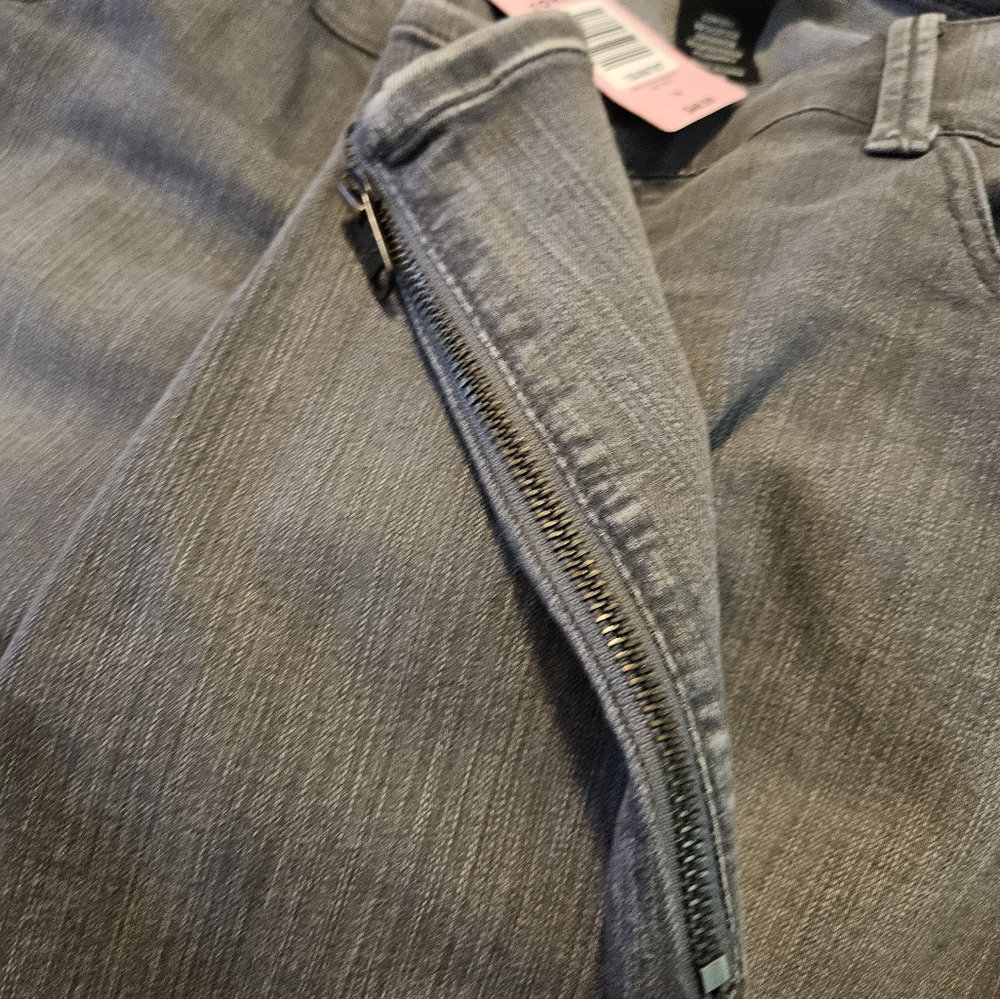 Gray Torrid jeans from Rebel Wilson line. Tags removed worn once. - Picture 7 of 10